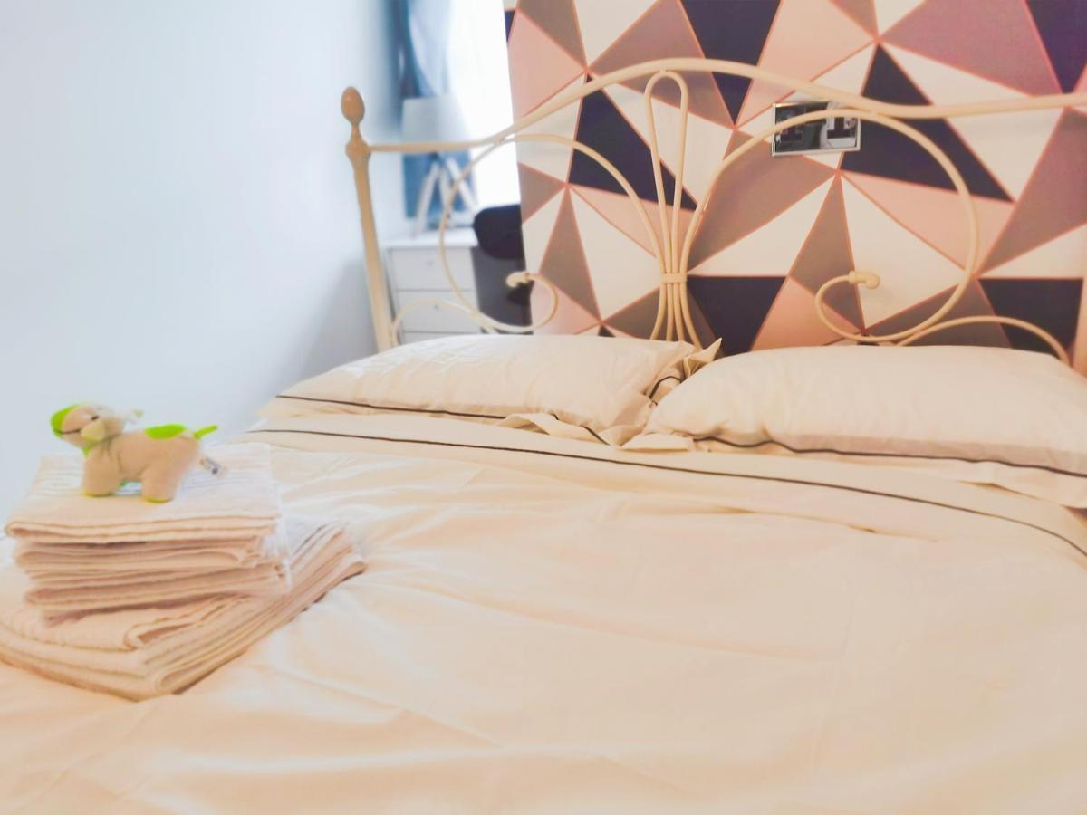 אדינבורו Modern And Spacious Double&King Bedrooms Both With Private Bathrooms מראה חיצוני תמונה