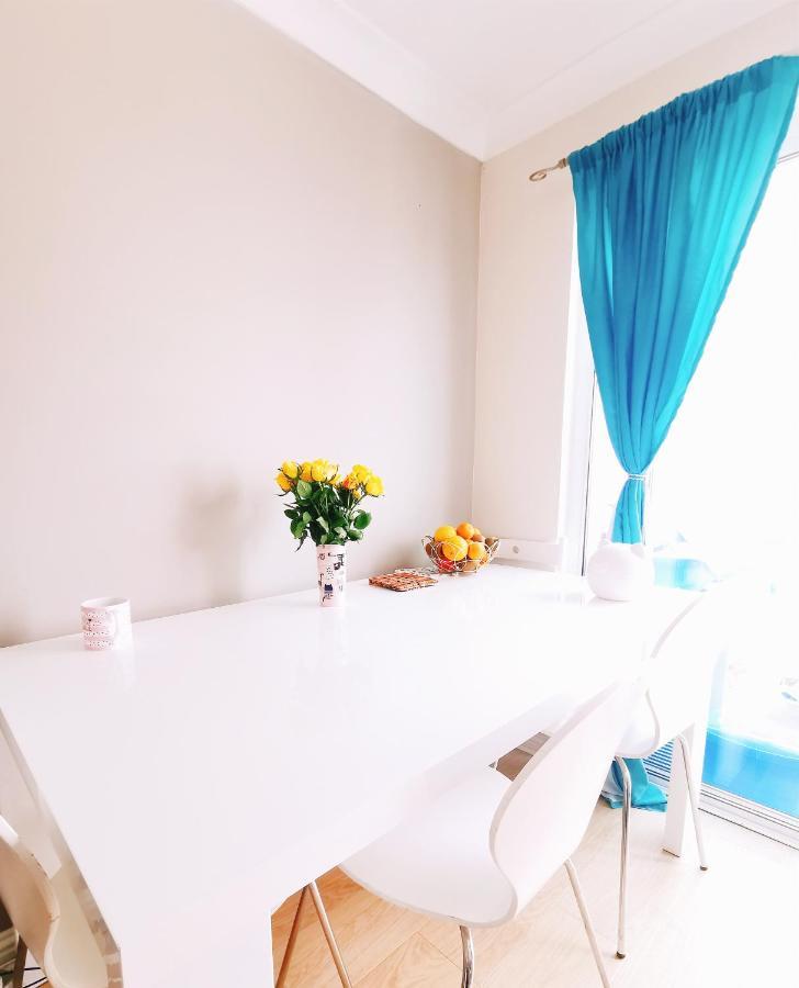 אדינבורו Modern And Spacious Double&King Bedrooms Both With Private Bathrooms מראה חיצוני תמונה